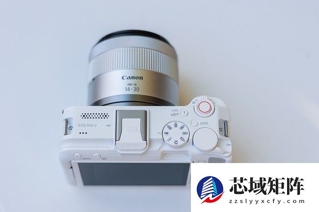 佳能EOS R50 V旅行摄影师的4K Vlog创作必备神器