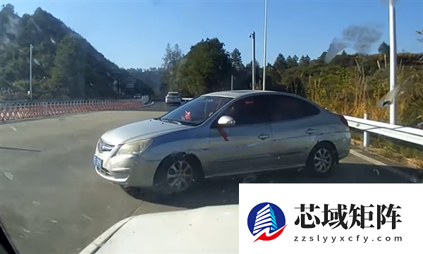 出服务区后直接掉头逆行试图下高速 司机：我年纪大了 没有加过油