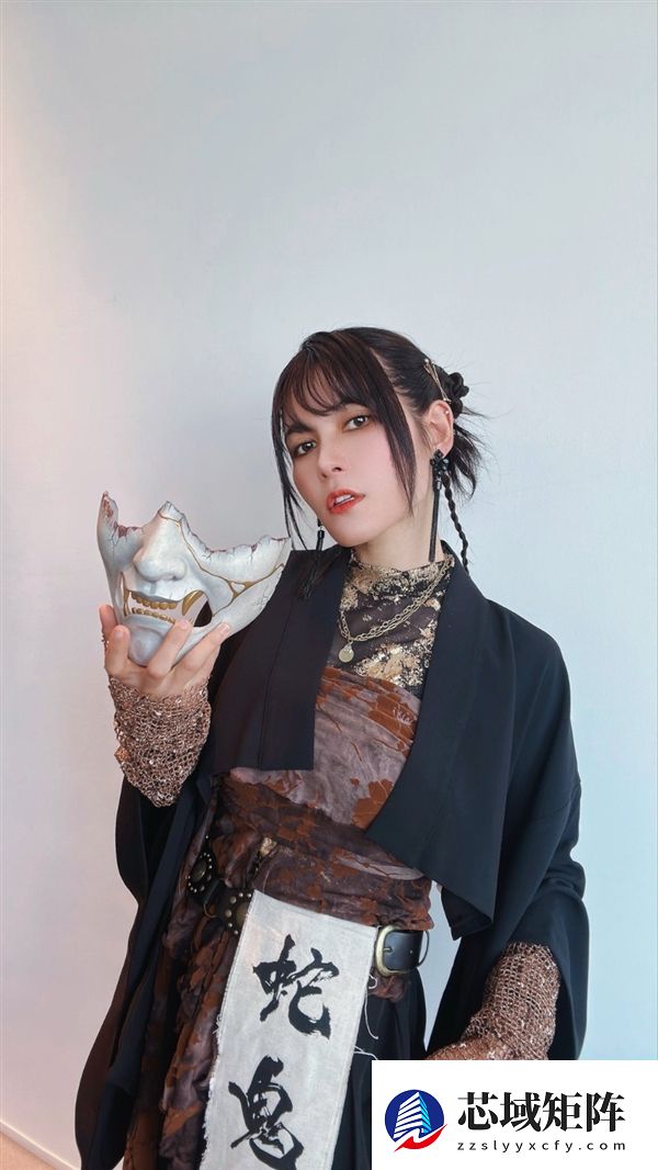 《羊蹄山之魂》女主声优晒个人美照 混血神颜获盛赞