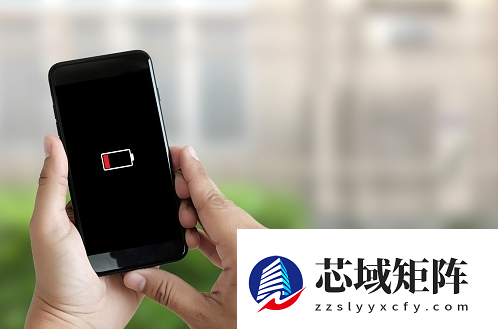 床头坏习惯要不得！女子彻夜充电致全身70%烧伤