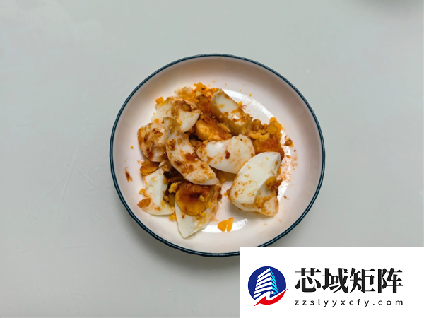 “蛋神”走红网络 鸡蛋到底一天吃几个更健康