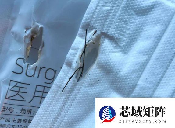 口罩车内离奇“自燃”车主懵了 专家：口罩金属条进入无线充电磁场被加热