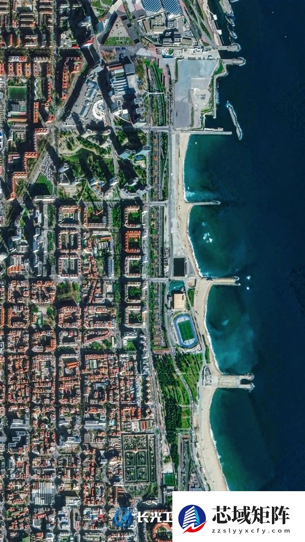 一座有“强迫症”的城市：卫星眼中的巴塞罗那网格