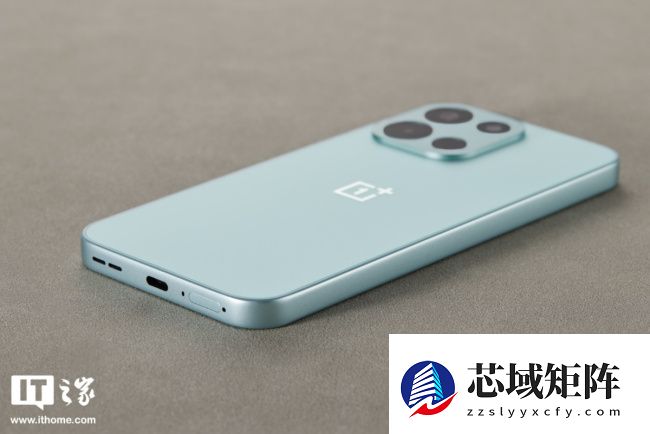 IT之家开箱一加 Turbo 6 旷野绿图赏：小清新配色，果味有点足