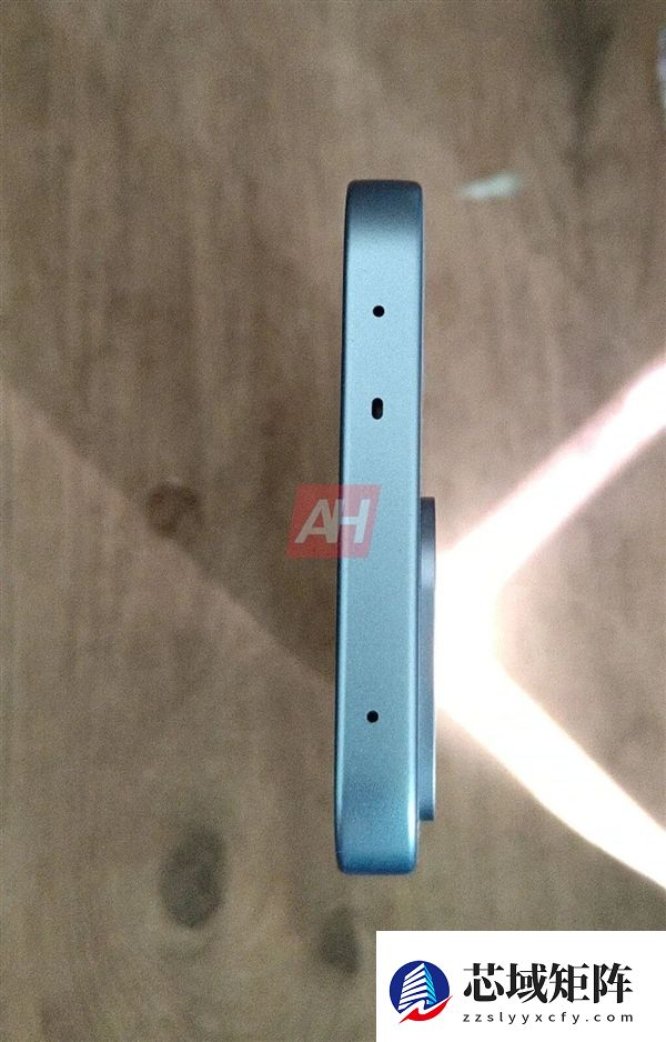 一加Turbo实图曝光:9000mAh巨无霸电池+144Hz显示屏