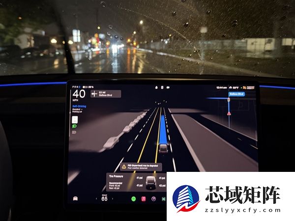 特斯拉迄今最好FSD推送 网友连测10小时：太满意 根本停不下来
