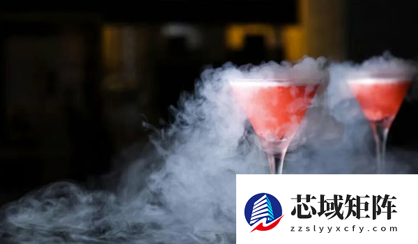 俄罗斯男子遭怂恿后上头 一口喝下液氮鸡尾酒胃瞬间撑爆倒地