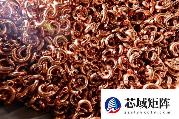 格力市场总监朱磊晒工厂图：铜管堆成山！坚决不用铝代铜