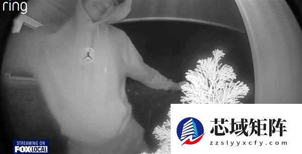 美国青少年兴起踹门挑战引担忧：已发生多起暴力冲突