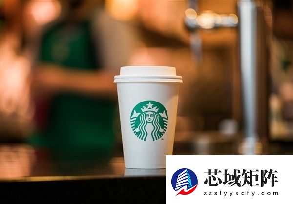 在星巴克喝“竞品”被要求尽快喝或遮挡杯子 客服回应