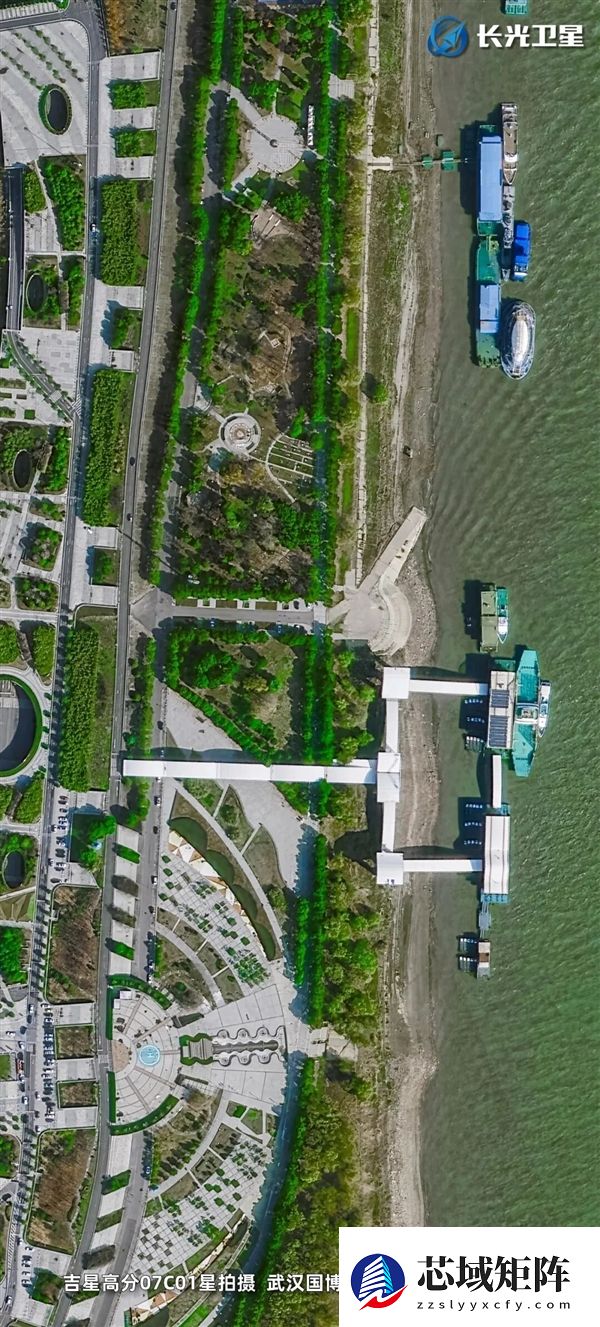卫星俯瞰武汉：冬日光影中的江城