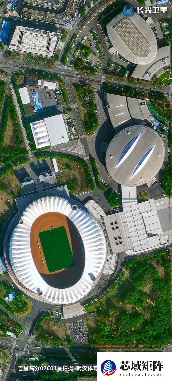 卫星俯瞰武汉：冬日光影中的江城