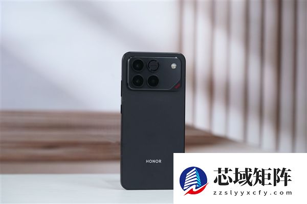 全球首发10000mAh电池！荣耀WIN图赏