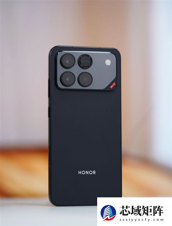 全球首发10000mAh电池！荣耀WIN图赏