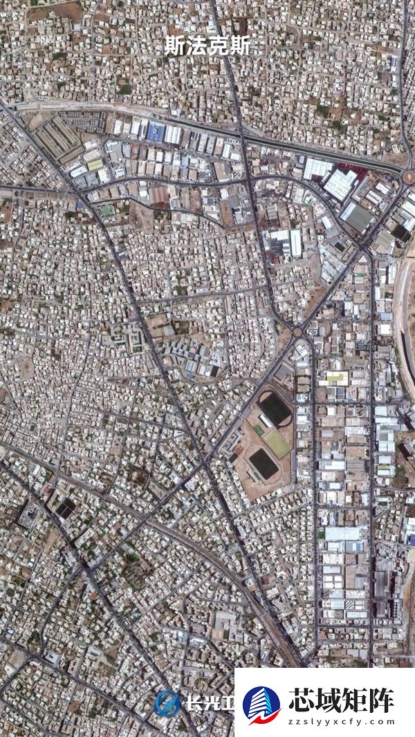 在地中海岸 有个奇特的“水泥色之城”：看不到一棵树！