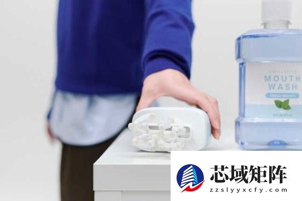 懒癌晚期患者的福音 日本发明全自动刷牙机