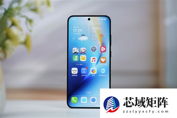 10000mAh巨无霸电池仅2599元起！荣耀WIN RT图赏