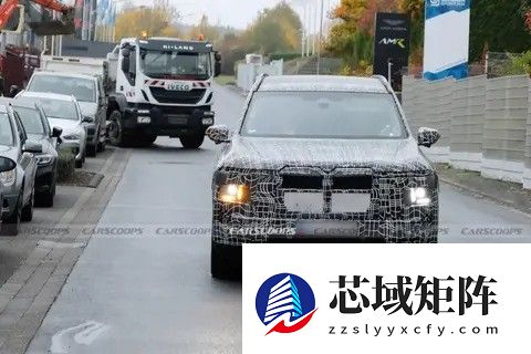 全新宝马X7路试曝光：2027年推混动与纯电旗舰SUV