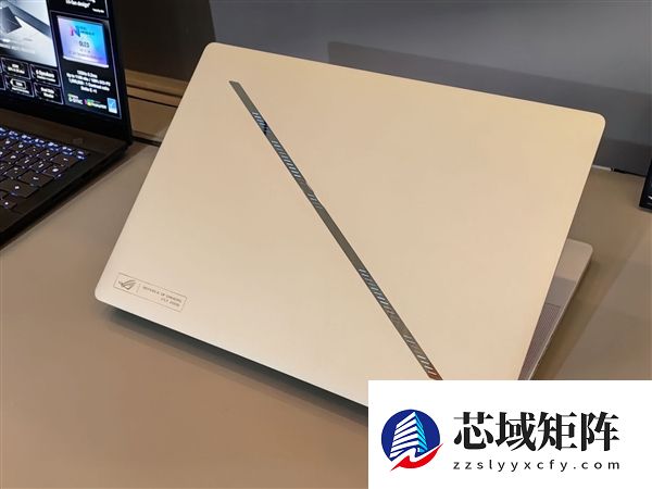 华硕发布ROG幻14/16 Air 2026款：升级星云原画屏、至高RTX 5090