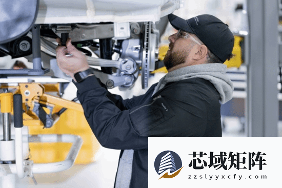 法拉第未来FX Super One预量产车投产，手工装配引热议