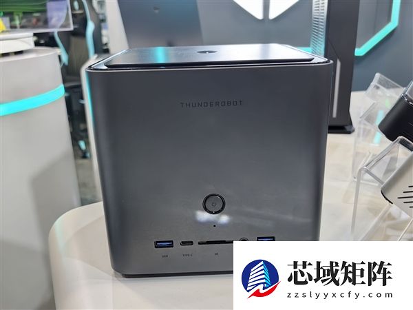 雷神MIX STATION迷你主机亮相：搭载AMD AI Max+ 395处理器