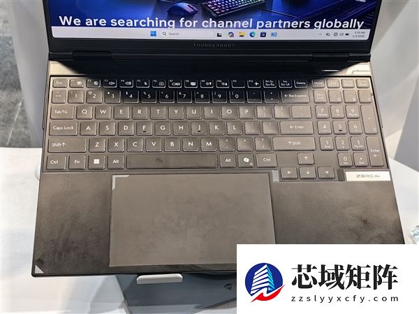 雷神ZERO Air轻薄游戏本实机首秀：仅1.58kg 160W双满血性能释放