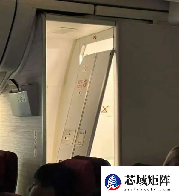 拉美一架波音767遭遇严重硬着陆：门被撞掉 轮胎全爆