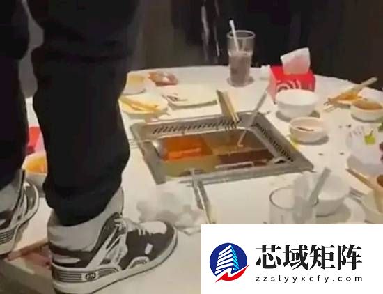 家长赔偿220万！海底捞小便案当事人登报道歉