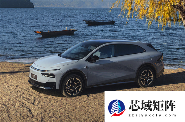 油电同价最远续航1704km 新款小鹏G7家族上市：19.58万元