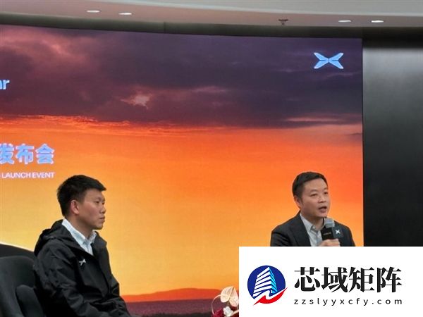 何小鹏：特斯拉很优秀 但Robotaxi仍需要方向盘和刹车