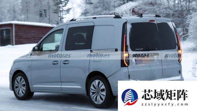 大众开迪改款车型现身:非对称式纵向对开尾门,有望 2027 年上市