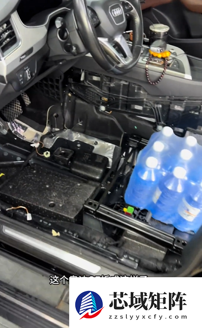 网约车出现“生化异味” 司机贴纸条致歉：螃蟹出逃下落不明