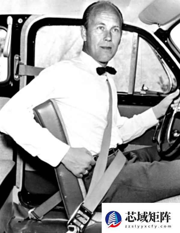 撞车掉轮=质量差？揭秘丢轮保车70年进化史：奔驰发明 沃尔沃深耕 小米让全民看懂