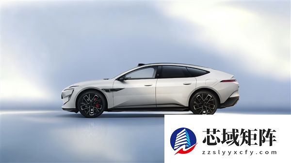 全新阿维塔12官图发布：换车顶激光雷达 增加三电机版本