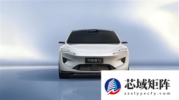 全新阿维塔12官图发布：换车顶激光雷达 增加三电机版本