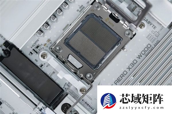 实木+皮革都用上了！技嘉木雕X870E AERO X3D WOOD主板图赏