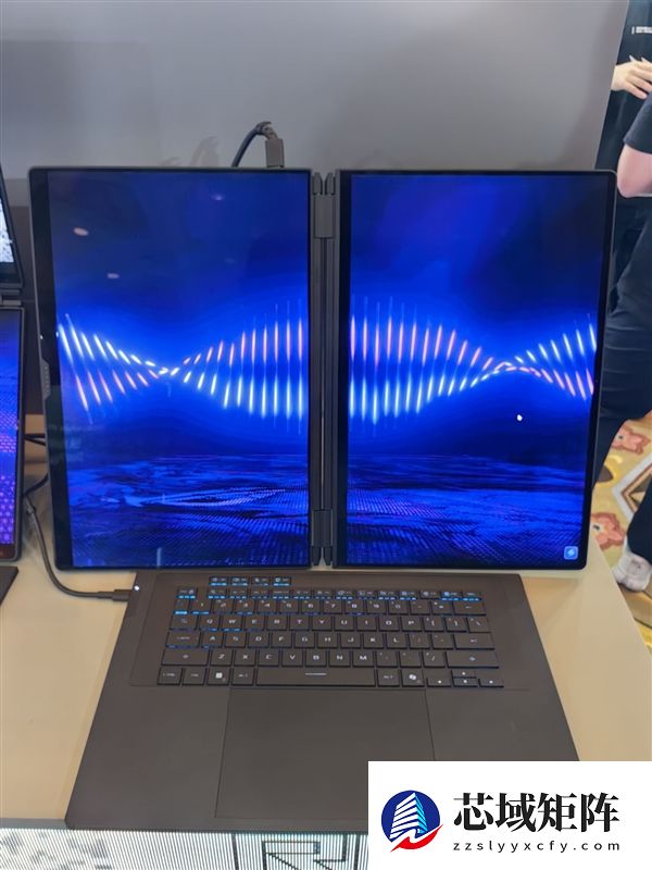 ROG幻16双屏笔记本2026款发布：五大形态 展开超21英寸