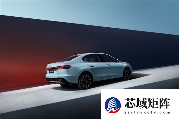 前脸升级+溜背造型！大众速腾S官图上线：1.5L/1.5T动力可选