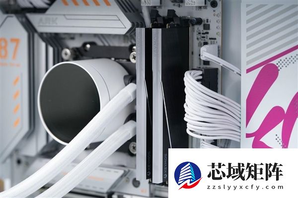 光影绚丽！KEYMOS科摩思赤霄白帝DDR5内存16GBx2 6000MHz图赏