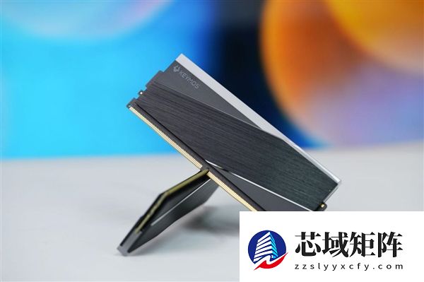 光影绚丽！KEYMOS科摩思赤霄白帝DDR5内存16GBx2 6000MHz图赏