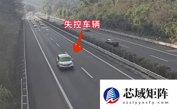 泉南高速一小车定速巡航故障 刹车失灵140km/h狂飙  交警护航250公里才停下