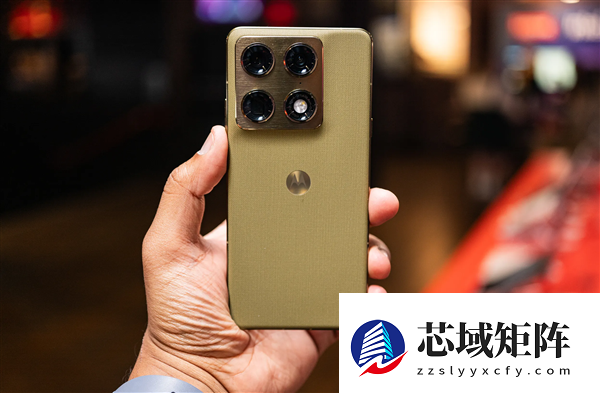 moto Signature来了：全球最薄骁龙8 Gen5手机 薄至6.99mm