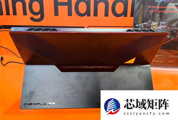 壹号本Super V二合一本亮相CES：搭载酷睿Ultra X7 358H