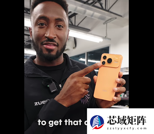 3个摄像头有1个是红外!荣耀回应被指外观模仿苹果:成熟设计会趋向共识