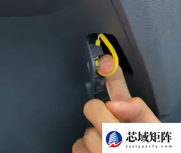 网友实测通过机械装置开某007后门:比唐僧取经还难