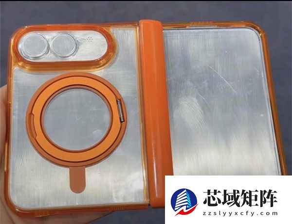 外观无悬念了！首款iPhone Fold保护壳模具偷跑