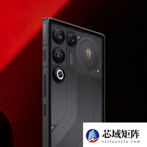 红魔产品经理吐槽手机设计千篇一律：抄完iPhone 17 Pro抄17Air