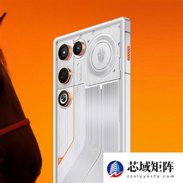 红魔产品经理吐槽手机设计千篇一律：抄完iPhone 17 Pro抄17Air