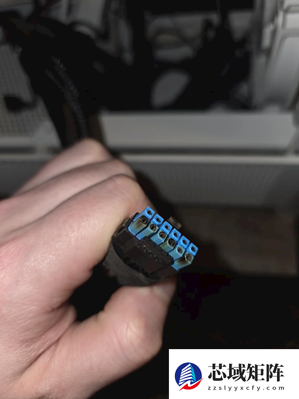 真心没法用！蓝宝石RX 9070 XT 16针供电接口烧了7个