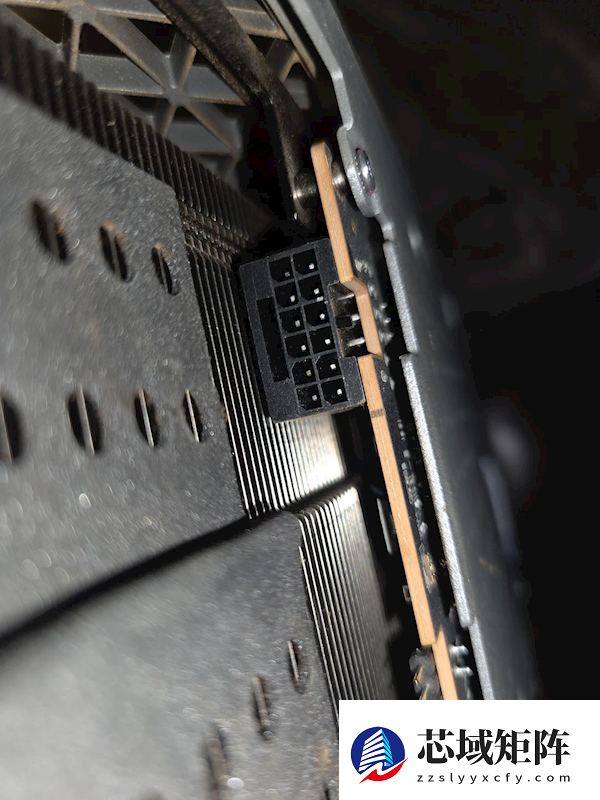 真心没法用！蓝宝石RX 9070 XT 16针供电接口烧了7个